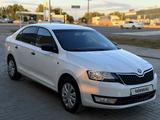 Skoda Rapid 2018 года за 2 200 000 тг. в Уральск – фото 3