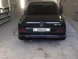 Mercedes-Benz E 230 1992 года за 1 750 000 тг. в Актобе – фото 2