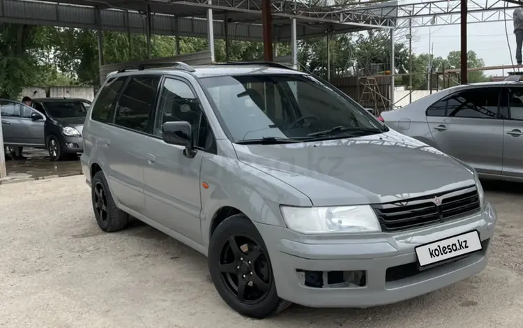 Mitsubishi Space Wagon 2001 годаfor3 300 000 тг. в Шымкент