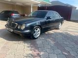 Mercedes-Benz E 320 2000 года за 3 999 999 тг. в Алматы – фото 3