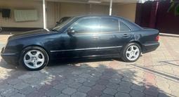 Mercedes-Benz E 320 2000 года за 3 999 999 тг. в Алматы – фото 4