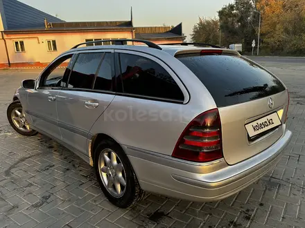 Mercedes-Benz C 220 2001 года за 3 900 000 тг. в Алматы – фото 4