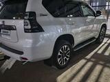 Toyota Land Cruiser Prado 2022 года за 29 999 999 тг. в Актобе – фото 2