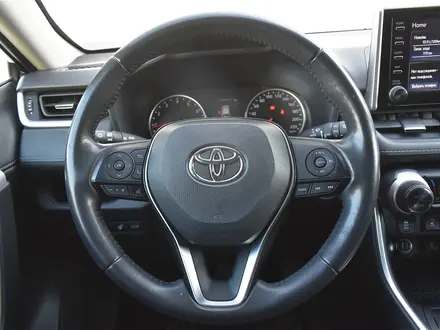 Toyota RAV4 2021 года за 12 500 000 тг. в Атырау – фото 13