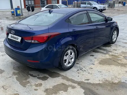 Hyundai Elantra 2015 года за 4 000 000 тг. в Актау – фото 5