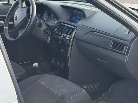 ВАЗ (Lada) Priora 2170 2014 года за 2 150 000 тг. в Актау – фото 4