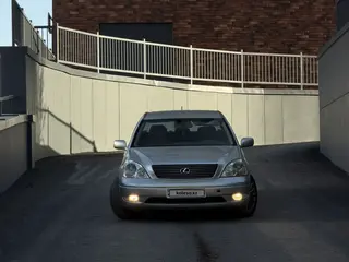 Lexus LS 430