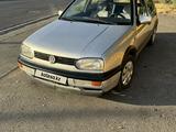 Volkswagen Golf 1993 года за 1 800 000 тг. в Тараз – фото 2