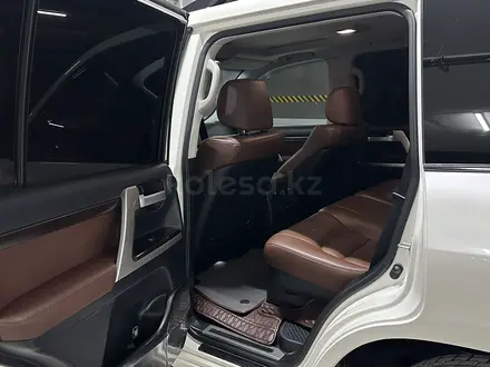 Toyota Land Cruiser 2018 года за 35 500 000 тг. в Алматы – фото 18