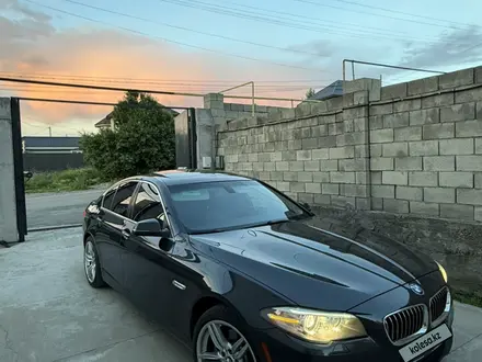 BMW 528 2014 года за 7 900 000 тг. в Алматы