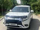Mitsubishi Outlander 2022 года за 12 300 000 тг. в Алматы – фото 2