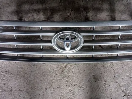 Решетка радиатора для Toyota Highlander за 45 000 тг. в Алматы