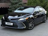 Toyota Camry 2023 года за 17 200 000 тг. в Тараз