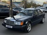 Mercedes-Benz E 220 1992 года за 5 000 000 тг. в Алматы – фото 3