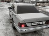 Mercedes-Benz E 200 1993 года за 1 350 000 тг. в Астана – фото 3