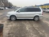 Mitsubishi Chariot 1998 годаfor1 500 000 тг. в Алматы – фото 2