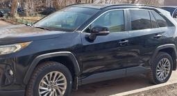 Toyota RAV4 2021 годаүшін13 500 000 тг. в Астана – фото 2