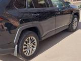 Toyota RAV4 2021 годаүшін13 500 000 тг. в Астана – фото 4