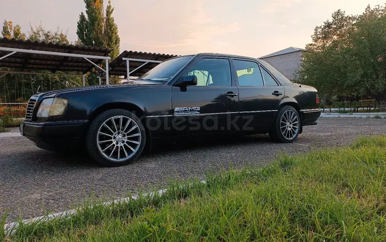 Mercedes-Benz E 320 1992 года за 2 000 000 тг. в Талдыкорган