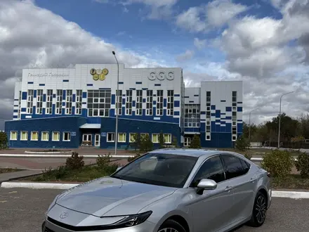 Toyota Camry 2025 года за 18 800 000 тг. в Караганда