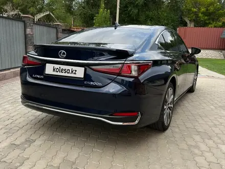 Lexus ES 250 2020 года за 20 000 000 тг. в Алматы – фото 12