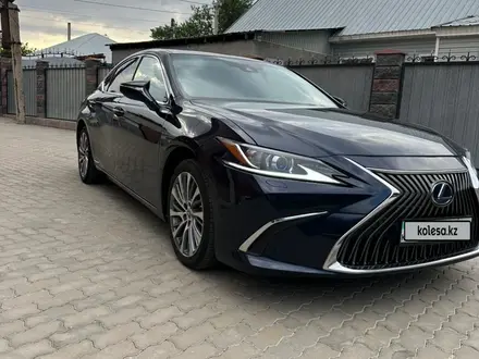 Lexus ES 250 2020 года за 20 000 000 тг. в Алматы – фото 5