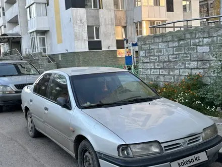 Nissan Primera 1991 года за 700 000 тг. в Астана – фото 2