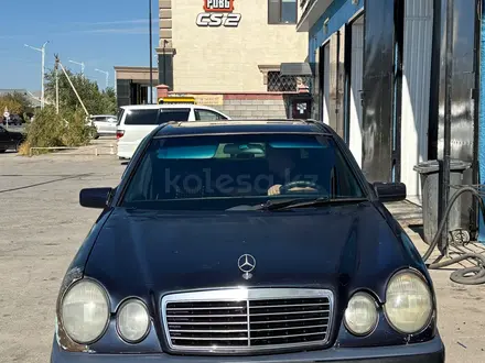 Mercedes-Benz E 280 1997 года за 1 900 000 тг. в Кызылорда – фото 3