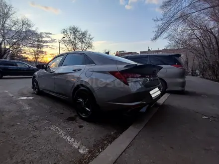 Hyundai Elantra 2021 года за 9 000 000 тг. в Астана – фото 3