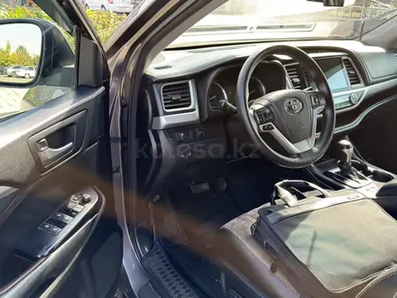 Toyota Highlander 2014 года за 18 000 000 тг. в Шымкент – фото 4