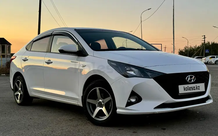 Hyundai Accent 2021 годаfor8 150 000 тг. в Караганда