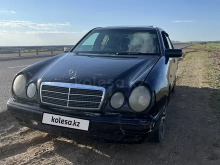 Mercedes-Benz E 200 1996 года за 1 180 000 тг. в Караганда – фото 8