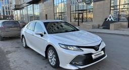 Toyota Camry 2020 года за 16 200 000 тг. в Астана