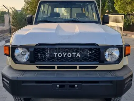 Toyota Land Cruiser 2024 года за 35 000 000 тг. в Алматы – фото 2