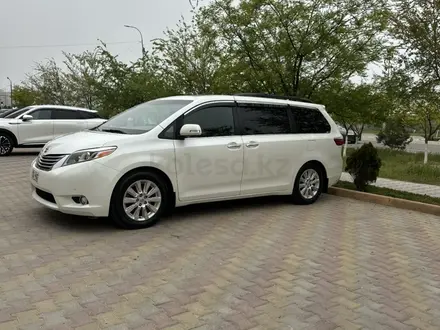 Toyota Sienna 2015 года за 10 900 000 тг. в Актау – фото 2