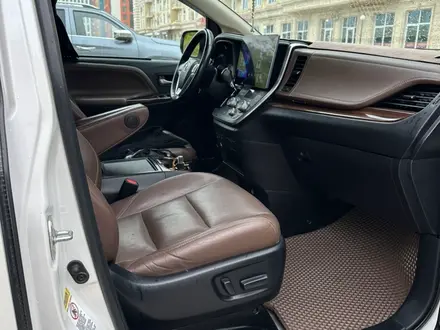 Toyota Sienna 2015 года за 10 900 000 тг. в Актау – фото 11