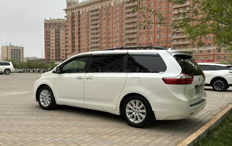 Toyota Sienna 2015 годаүшін10 900 000 тг. в Актау