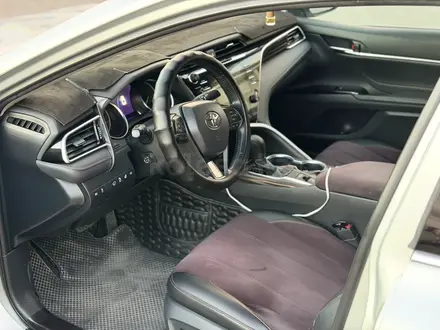 Toyota Camry 2020 года за 15 300 000 тг. в Тараз – фото 11