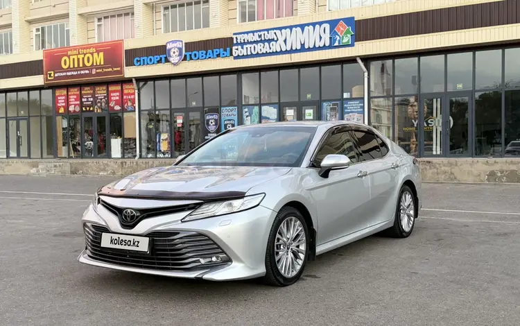Toyota Camry 2020 года за 15 300 000 тг. в Тараз