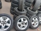 Идеальный состояние диски с резины за 260 000 тг. в Алматы
