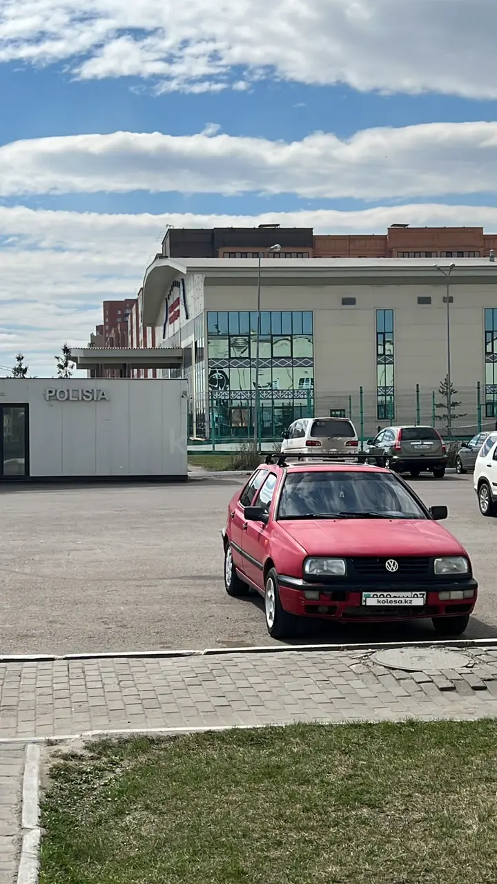 Volkswagen Vento, 1993