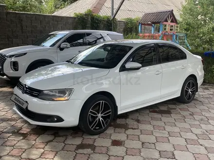 Volkswagen Jetta 2014 года за 4 400 000 тг. в Алматы – фото 4