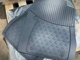 Оригинальный резиновый черный Коврик, полик для салона RX 2003-2006 за 19 000 тг. в Алматы