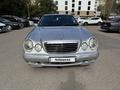 Mercedes-Benz E 320 2001 годаүшін4 300 000 тг. в Астана