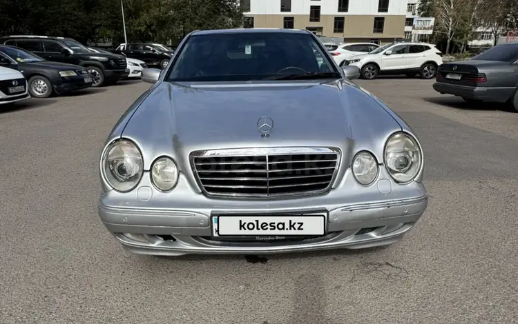 Mercedes-Benz E 320 2001 годаүшін4 300 000 тг. в Астана