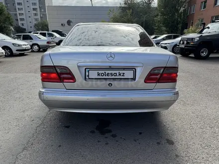 Mercedes-Benz E 320 2001 года за 4 300 000 тг. в Астана – фото 4