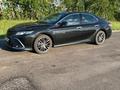 Toyota Camry 2023 года за 14 500 000 тг. в Петропавловск – фото 2