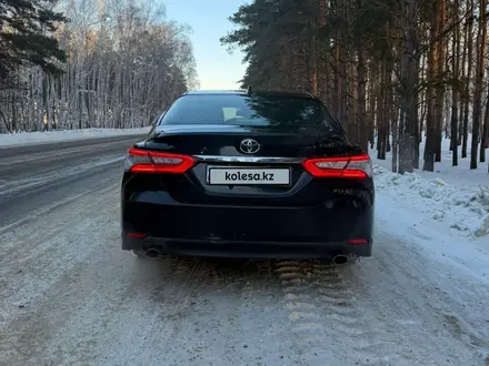 Toyota Camry 2023 года за 14 500 000 тг. в Петропавловск – фото 4