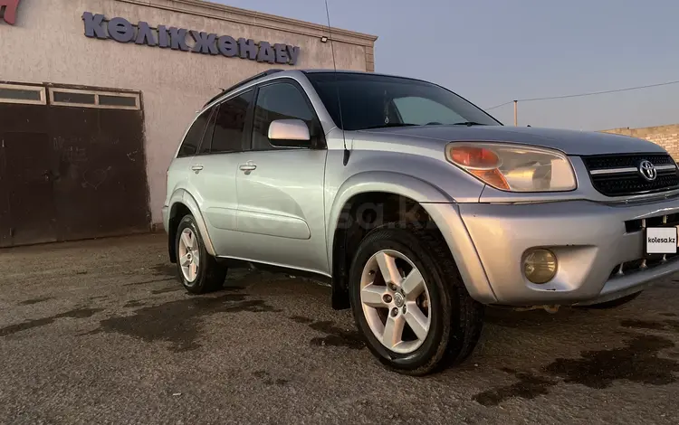 Toyota RAV4 2003 годаүшін4 900 000 тг. в Актау