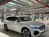 Volkswagen Touareg 2019 годаүшін33 000 000 тг. в Астана – фото 2
